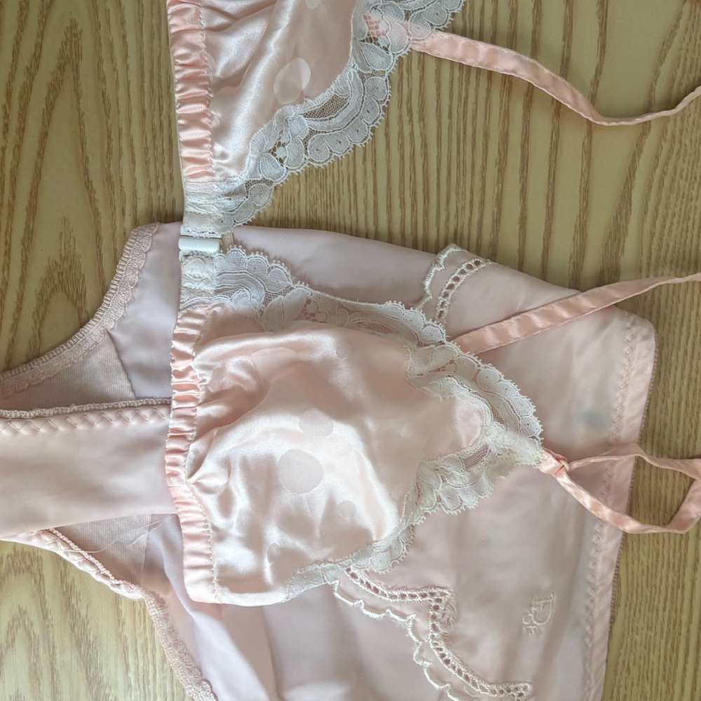 Dior Lingerie - Picture 2 of 4